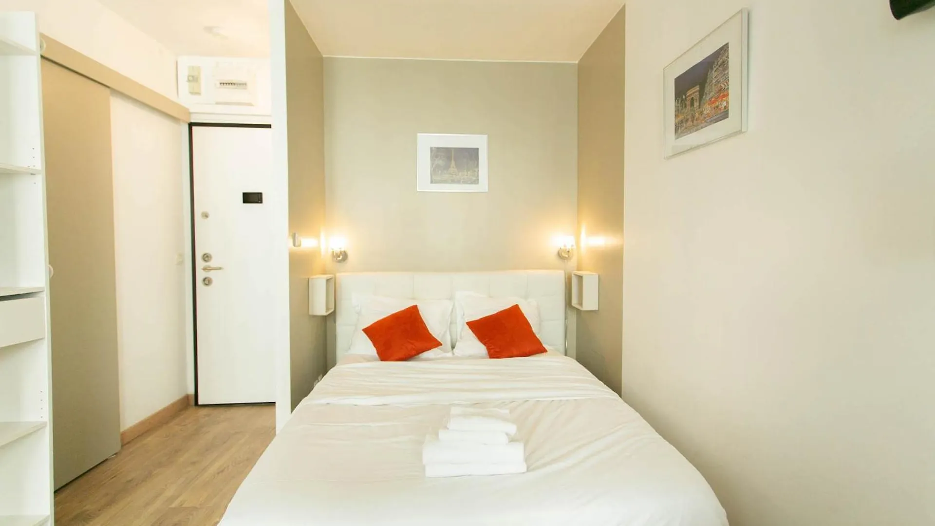 Champs Elysees & Arc De Triomphe - Studio - Cityapartmentstay Daire Paris