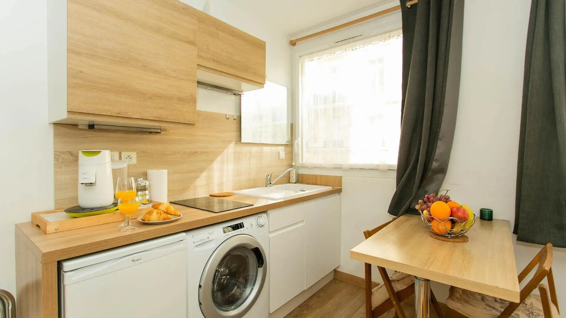Champs Elysees & Arc De Triomphe - Studio - Cityapartmentstay باريس